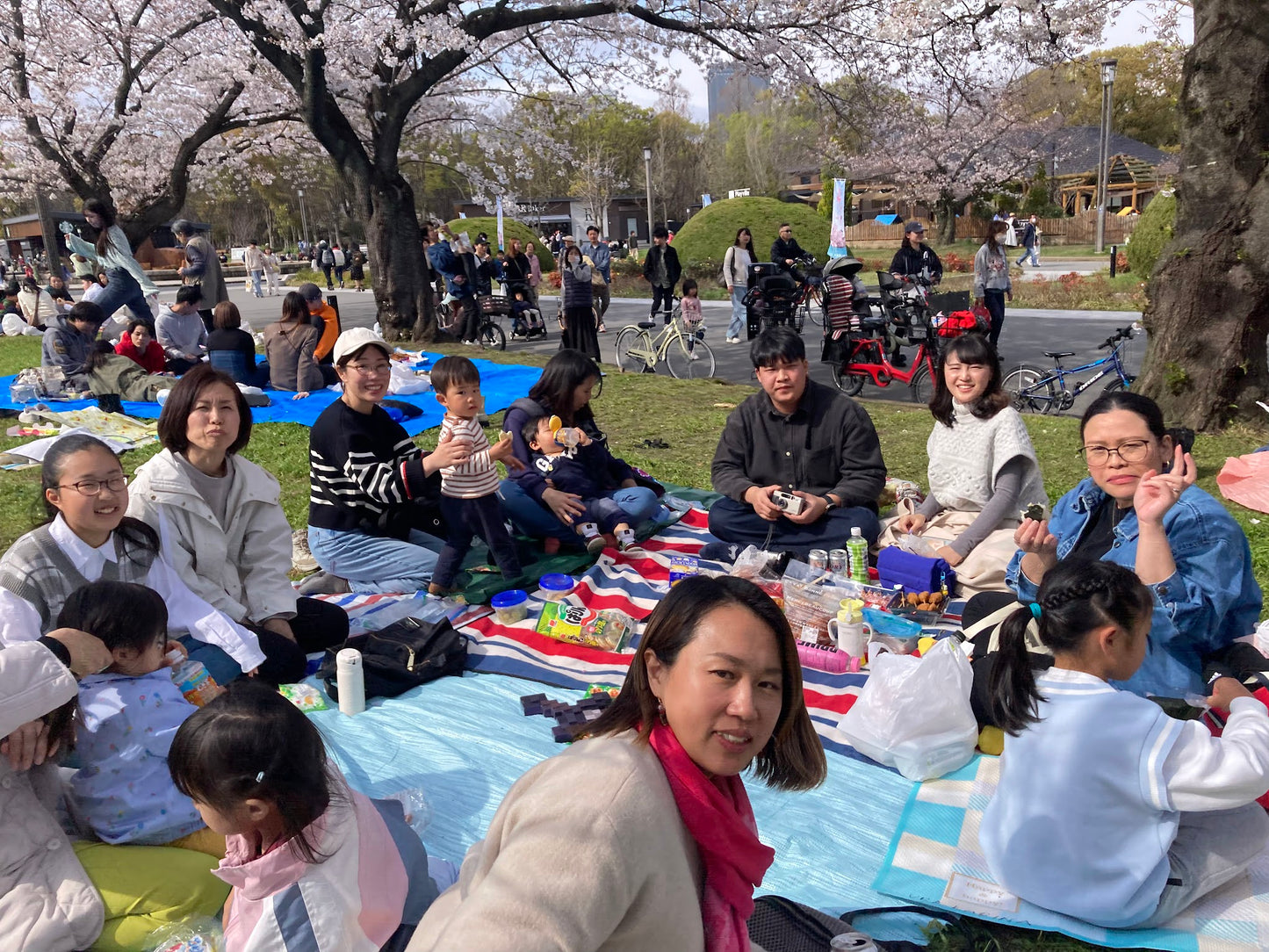 Dec 19: Play at Osaka Castle Park